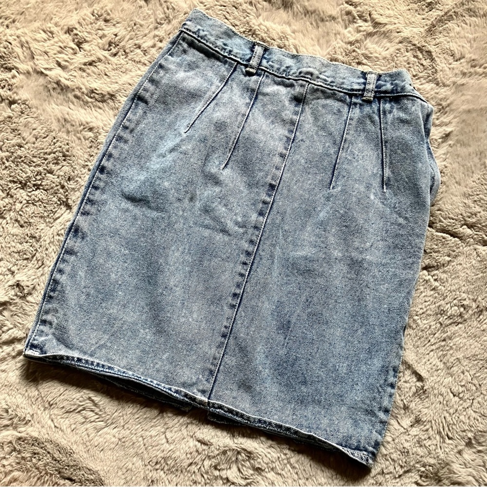 Vintage 80s Club California High-Rise 100% cotton denim skirt with slit at back